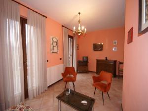 Idyllic cottage next to the beautiful Lake Idro