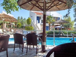 Paris Village Apartments Messinia Greece