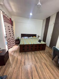 Patel Neotown Shashi Sharma