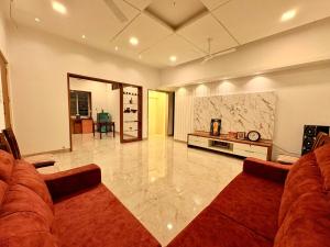The Tuskk Exotica
