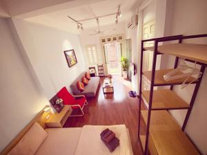 May - ORANGE with BALCONY