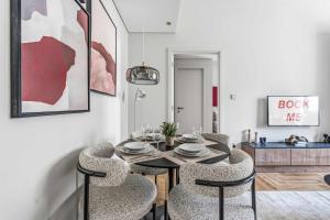 Free housekeeping visits during your stay - StayShort - Beautiful 1 Bed Apartment in Business Bay that Sleeps 4