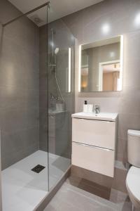 Stylish & Cozy Air-Conditioned Studio