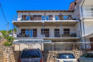 Apartments with A - C in Crikvenica 53905