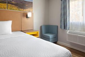 Days Inn by Wyndham Omaha NE