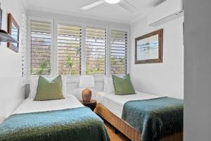 The Sunset Lounge- Directly opposite Clarkes Beach