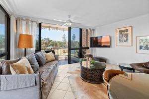 The Sunset Lounge- Directly opposite Clarkes Beach