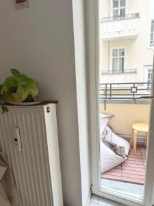 Bright apartment in Prenzlauer Berg for 2-3 people