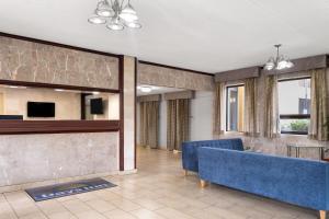 Days Inn by Wyndham Hagerstown I-70