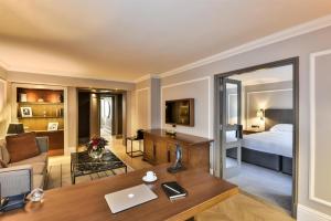 Hyatt Regency London - The Churchill