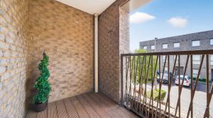 Comfortable 1-Bedroom Apartment Near Station - Business & Leisure Friendly