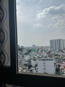 2 room apartment 70m2 near the airport