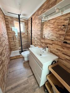 Apartamento con terraza y parking en primera línea