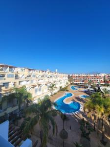 Brisas de Vera Modern Penthouse with Terrace & Pool, Free Parking