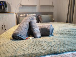 Oeschinensee 7min Interlaken 20min Parkplatz