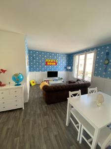 Chez Woody & Buzz - 10 minutes Disneyland Paris