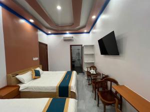 Phượng Hoàng Hotel