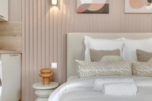 Modern, Cozy Studio with AC in Neuilly Area