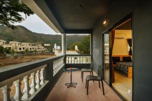 ll EMPYREAN STAY ll BLACK PANTHER VILLA ll 3BHK ll ll PRIVATE POOL ll AC ll FREE WIFI ll