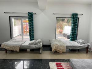 10 Minutes from Airport- Farmify - Peaceful Village Farmstay