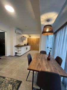 Ris studio dublu universitate, centrul vechi