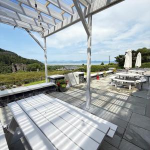 Luxury Vacation Home on the Ring of Kerry-Wild Atlantic Way with Mountain & Sea Views - 5 min walk to Glenbeigh Village - 10 min drive to Rossbeigh Beach & Dooks Golf Course -30 minute drive from Muckross House and National Park -3 night min stay