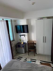 AFFORDABLE STAYCATION NEAR Airport