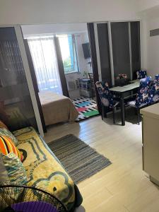 AFFORDABLE STAYCATION NEAR Airport