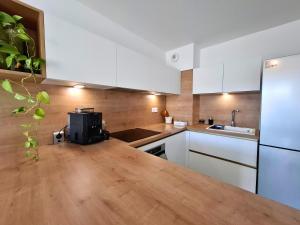 T2 confort proche centre & plages, parking, clim