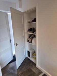 D D Studio Apartment