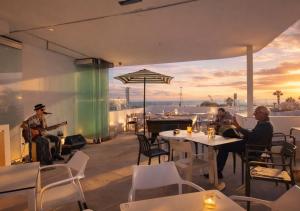 Apartamentos La Peñita