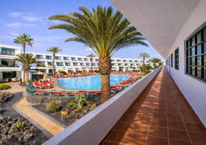 Apartamentos La Peñita