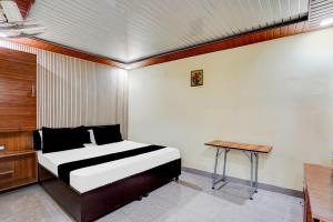 SPOT ON Hotel Doon Lotus | Iconic Rooftop Cafe | Party Hall