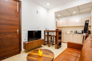 Liv Regalia Suites - Medanta Hospital, Sector 39, Gurgaon