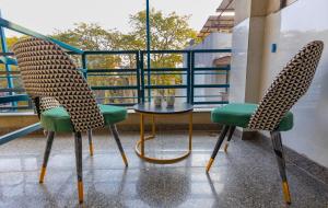 Liv Regalia Serviced Apartments Near Fortis Hospital