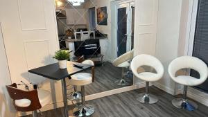 Spacious Luxurious Serviced Accommodation 5