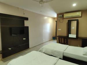 JK Residency Triplicane