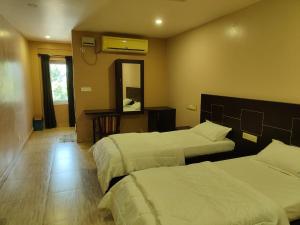 JK Residency Triplicane