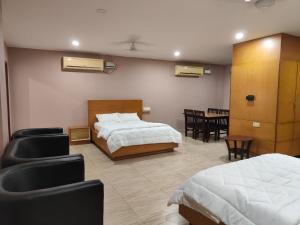 JK Residency Triplicane