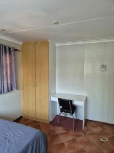 Cozy Bachelor Flat, UJ, Melville, Fiber wifi