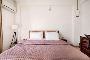Liv Regalia Suites - Medanta Hospital, Sector 39, Gurgaon