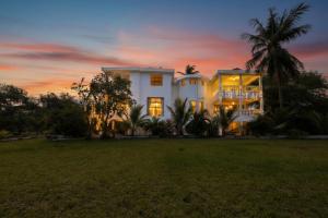 Creek View Sanctuary with Pool near Kilifi
