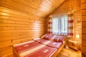 Domki "Na Dworskiej" Polańczyk 696-025-331