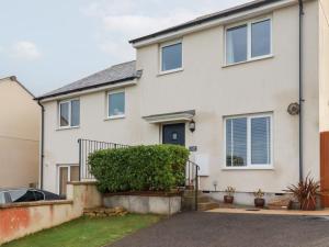 Blissful Ocean Breeze