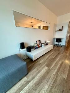 Terrace apartment near centre, parking, river park