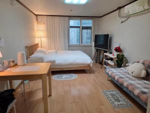 Modern and Cozy 5 minutes walk to Sindang Subway Station