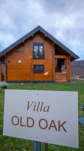 Wooden Villa Old Oak Plitvice Lakes