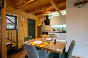 Wooden Villa Old Oak Plitvice Lakes