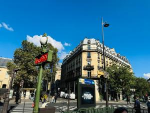 Cozy Room in Le Marais