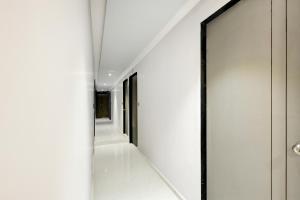 SPOT ON SBL HOTEL ROOMS